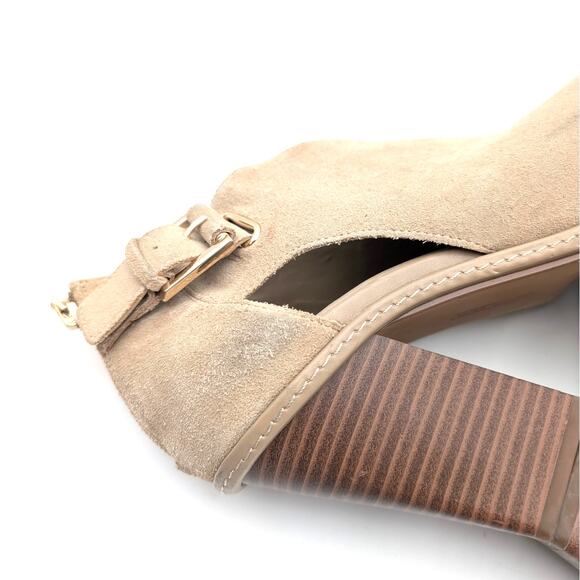 Vince Camuto Fareena Cutout Block Heel Bootie Women's Tortilla Size US9M EU40 - Picture 10 of 12